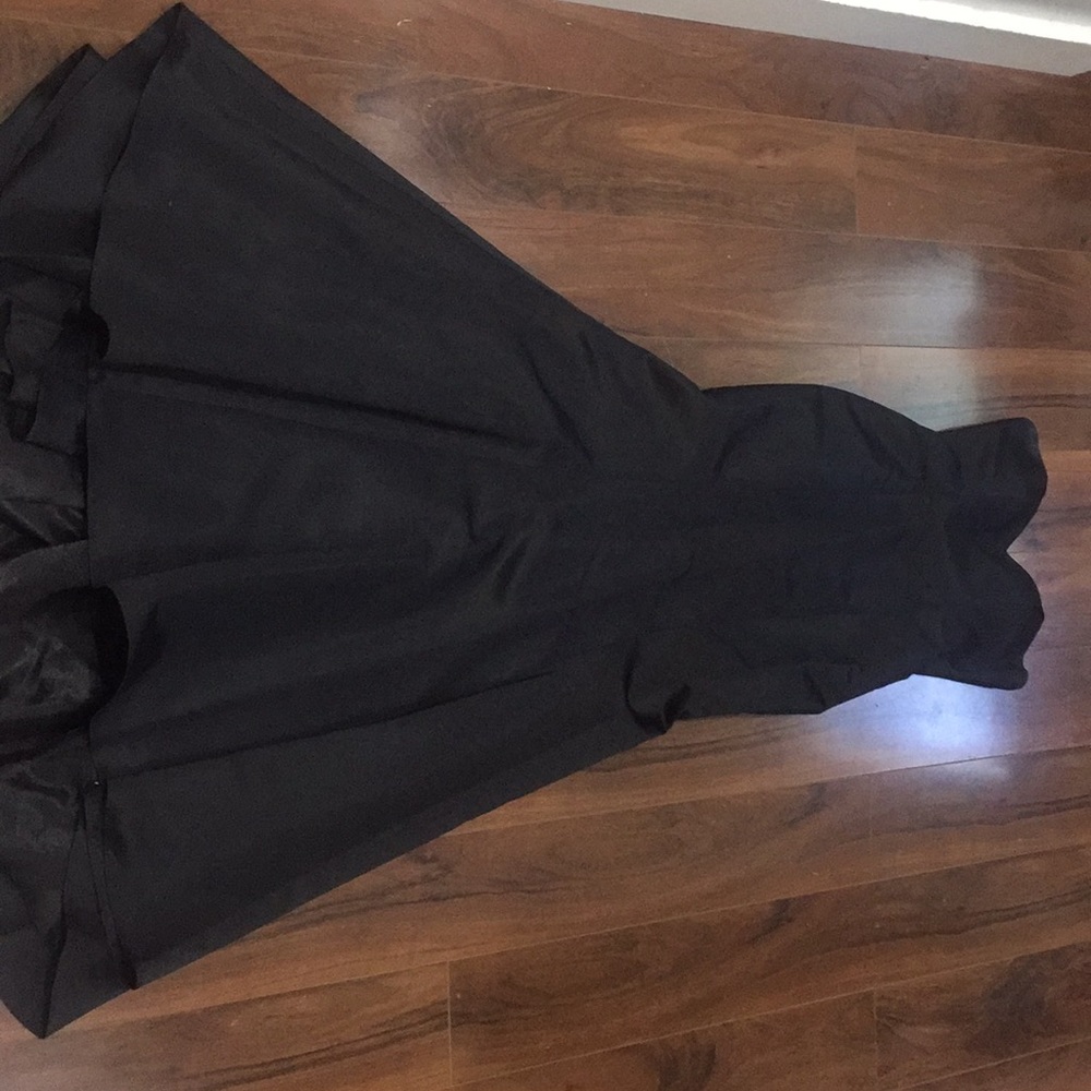 Black prom dress